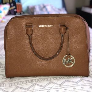 MICHAEL Michael Kors Sutton Medium Satchel Bag